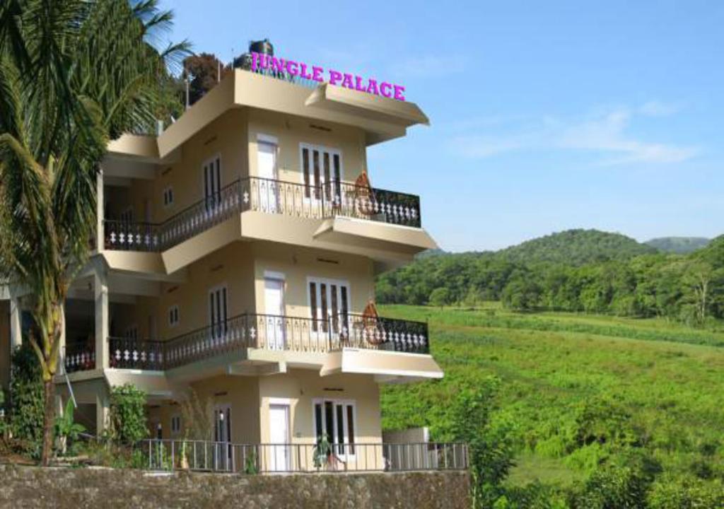 Jungle Palace Homestay Теккади Экстерьер фото